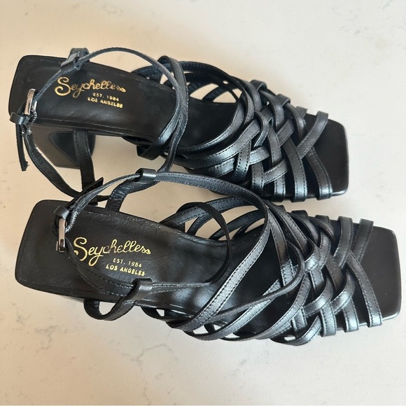 Seychelles Charter Sandal in Black Size: 8 - Picture 2 of 5